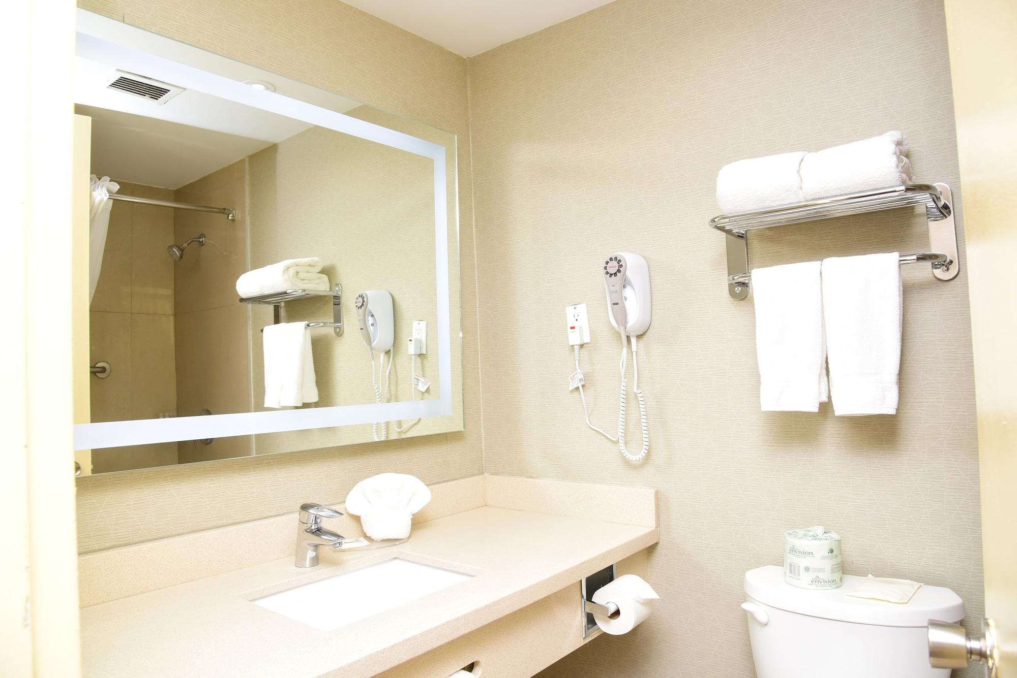 Days Inn By Wyndham Ottawa Kültér fotó