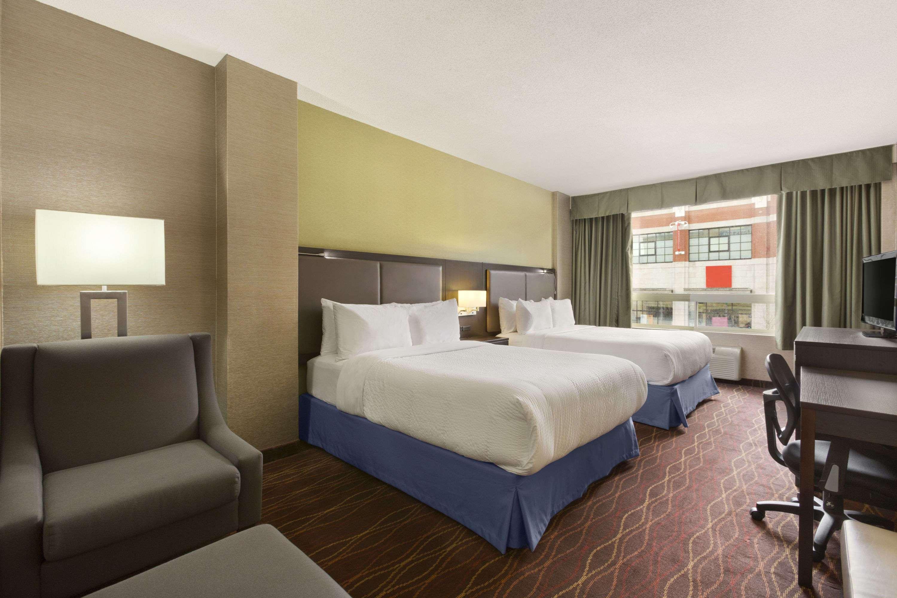 Days Inn By Wyndham Ottawa Kültér fotó